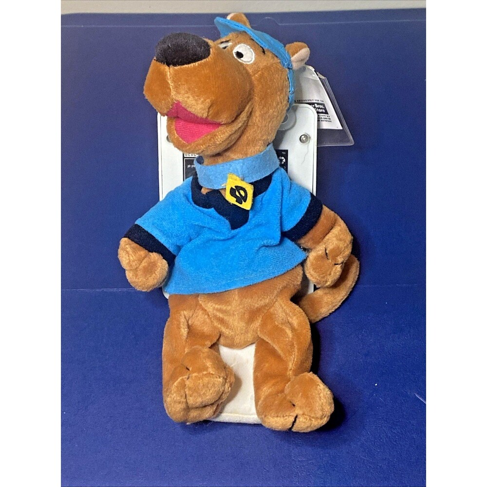 New Warner Bros. Studio Store Home Run Scooby Doo Bean Bag Plush NWT